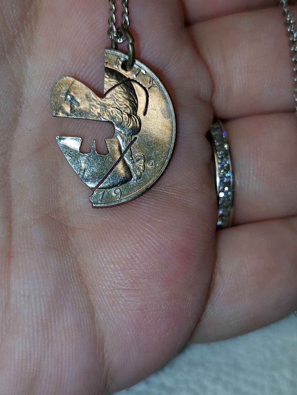 Silver-Tone Coin Cutout Pendant Necklace 1979 Quarter